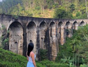 Nine Arches Bridge, Ella